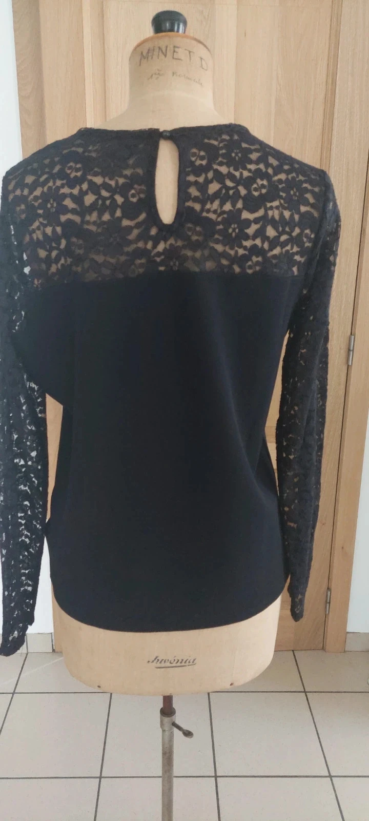 Top noir avec dentelle Jean Pascale - Taille L - Excellent etat – photo 4